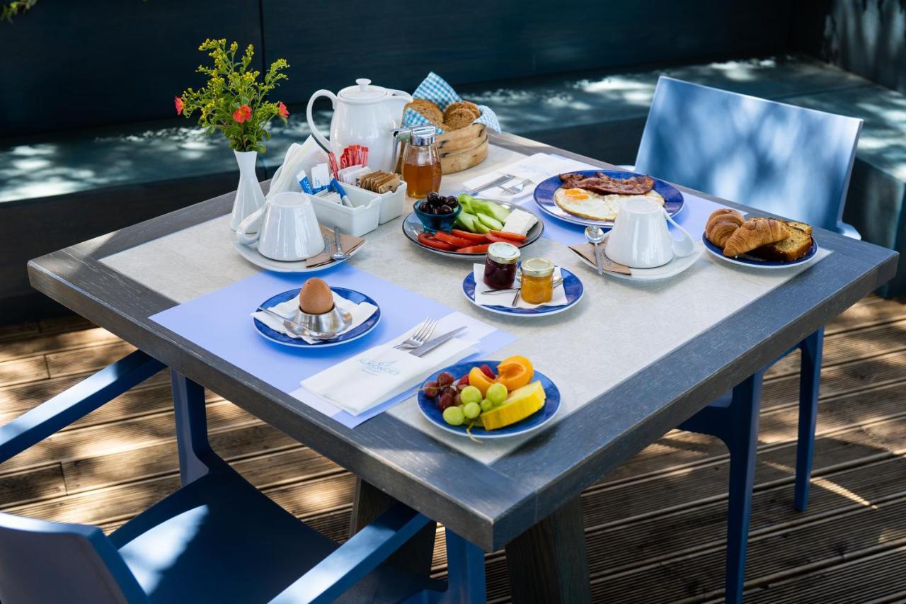 פלטניאס Cozy Spot Near The Beach מראה חיצוני תמונה